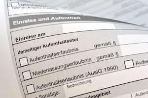 Arbeiten ohne Arbeitserlaubnis: Ein gültiger Aufenthaltstitel ist entscheidend für die legale Beschäftigung von Ausländern in Deutschland.