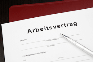 Der Arbeitsvertrag kann ein Wettbewerbsverbot enthalten.